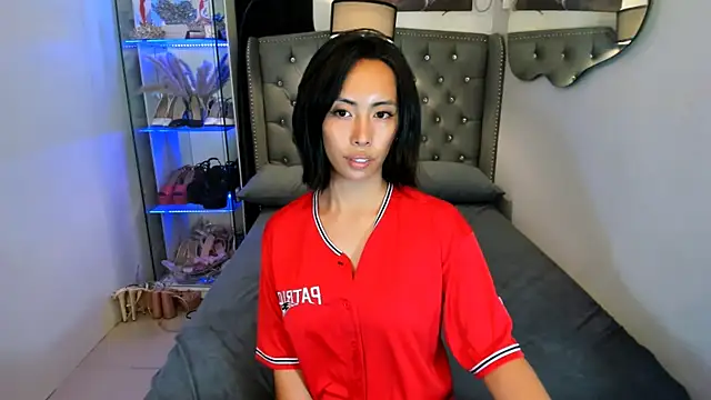 reighnempress webcam