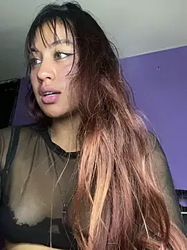 Leyla_collinss_