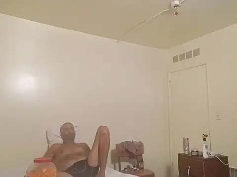LA_guy_host webcam