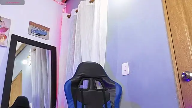 Veronica_111 webcam