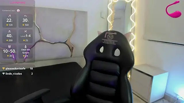 Laulin_tay webcam