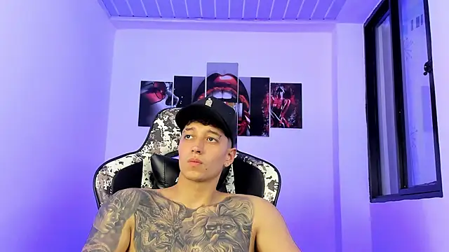 eithan_boy_ live sex cam