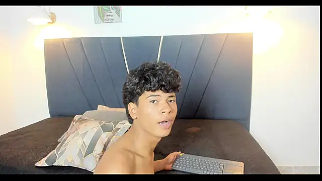 jacob_cum23 webcam