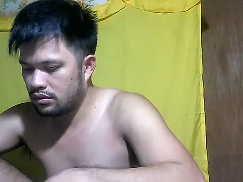 HairyHottestpinoyHandsome webcam