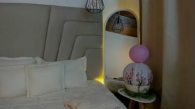 Nicole_Brown1126 webcam