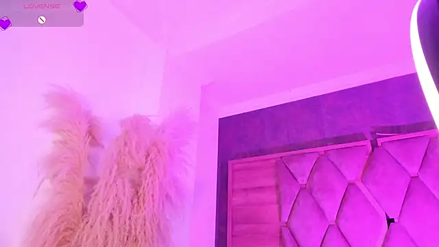 CristineRainn_ webcam