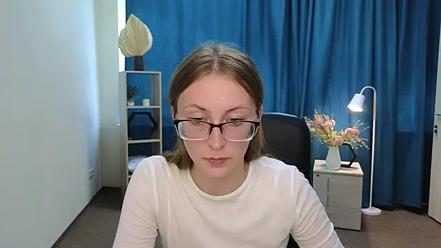 AlonaGolembeski webcam