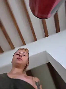 kylie_blck webcam