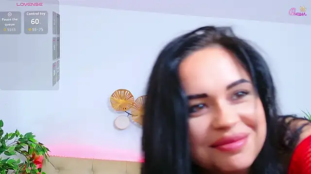 TemptingLuna_