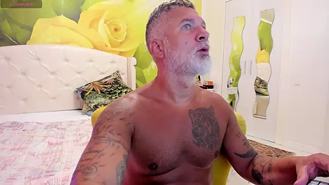 BlowMyXXL webcam