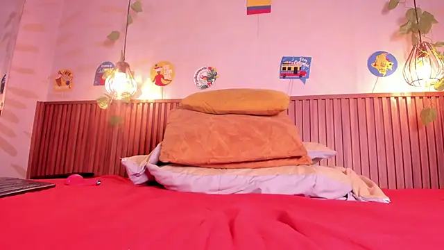 daphne_courtis webcam