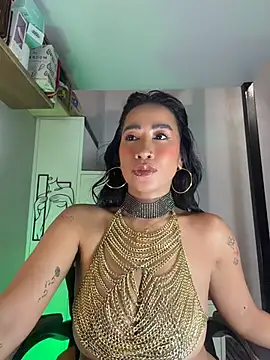 AsianMilfSheryl webcam