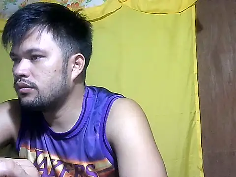 HairyHottestpinoyHandsome webcam