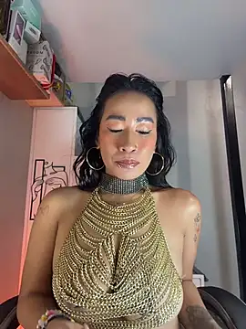 AsianMilfSheryl webcam