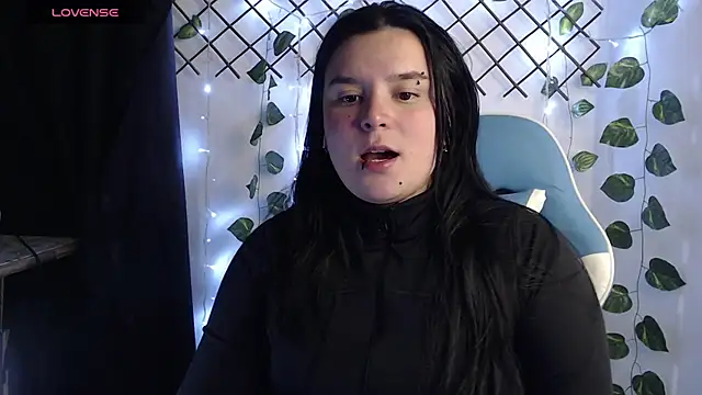 Nika_1_ webcam