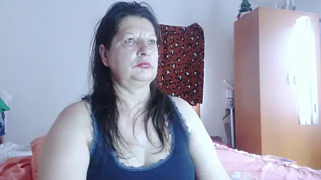 ExtasyMature webcam