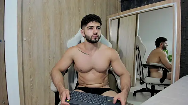 Thiago_moretti live sex cam