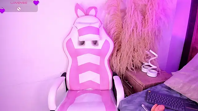 CristineRainn_ webcam