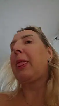 MariaRichi_ webcam