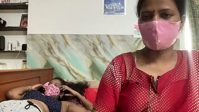Tamil_Sajitha webcam