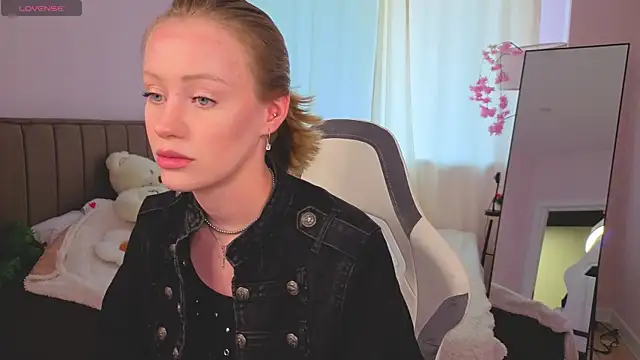 EvaHamilton webcam