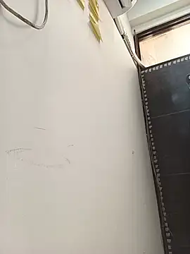 Riya_hot8 webcam
