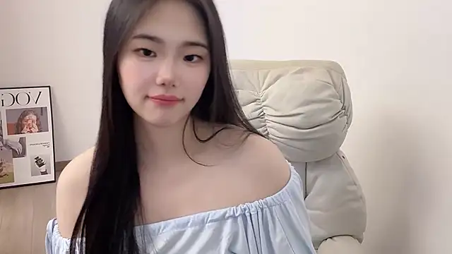 suki-1 - Suki-1's free webcam - UK Sex Cams