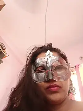 thanusi_2 webcam