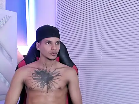 kai_storm77 webcam