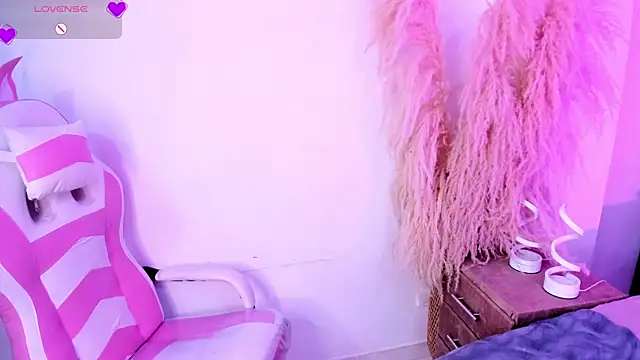 CristineRainn_ webcam