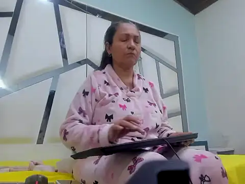 Charlotte_Moon1