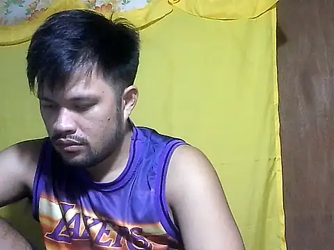 HairyHottestpinoyHandsome webcam