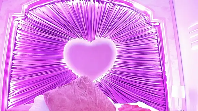 Lushi_Love webcam