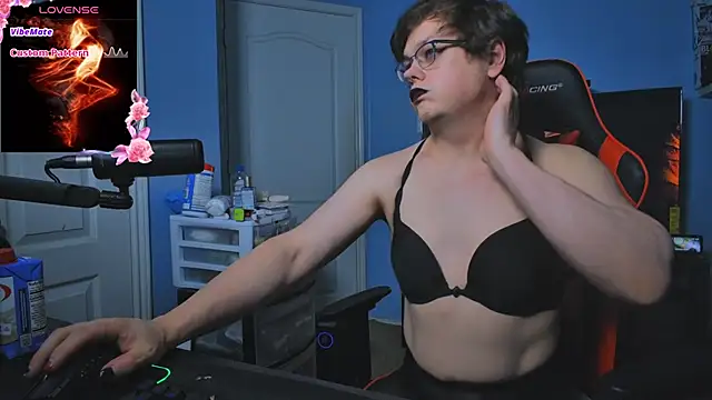 CuteDollVanessa webcam