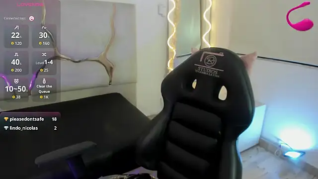 Laulin_tay webcam