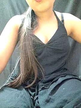 Roshni_98 webcam