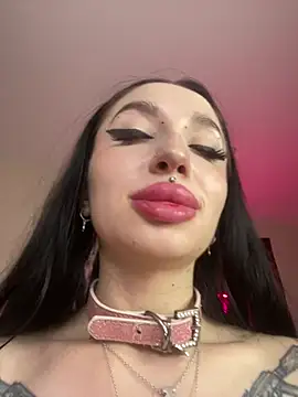 Molly__Moon webcam
