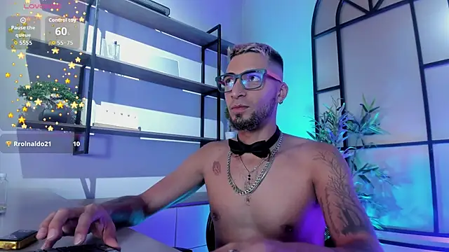 DrakeNeumann Live Web Cam Show