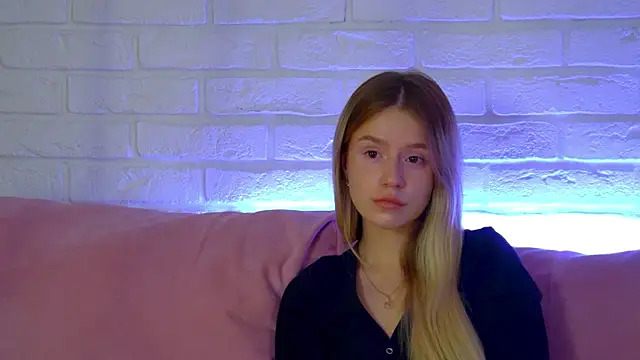 MilanaBalmain webcam