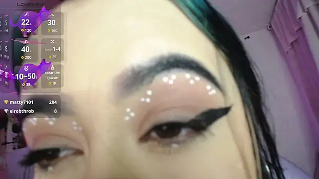 iris_sky live cam on StripChat