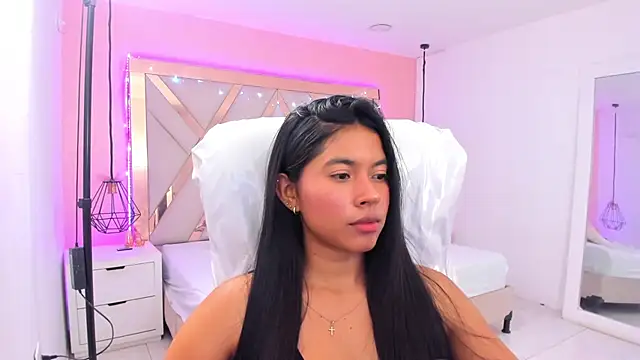 samantaa_shy webcam