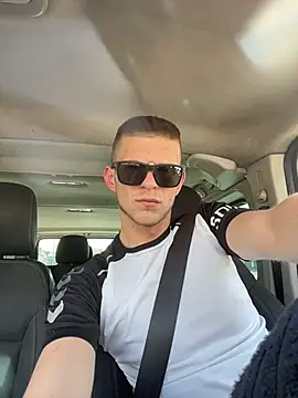 VelvetKingg Live Web Cam Show
