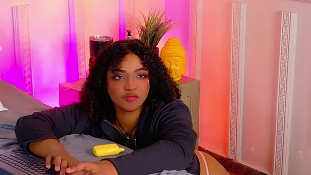 Cristal-Jonnes webcam