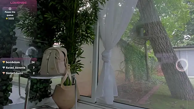Lexi_Storm webcam