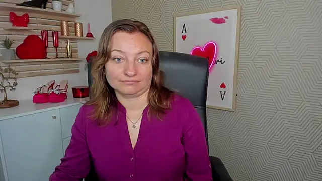 angelaSamt live cam on StripChat