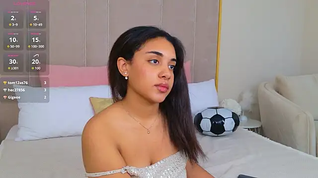 Luna_Cortier webcam
