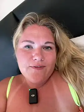 Jolina_Juice webcam