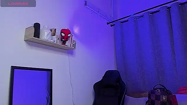ASHTON_HILS Live Web Cam Show
