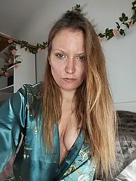 Candy_Cougar webcam