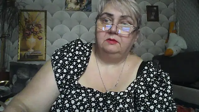 MarinaFarina53 Live Web Cam Show